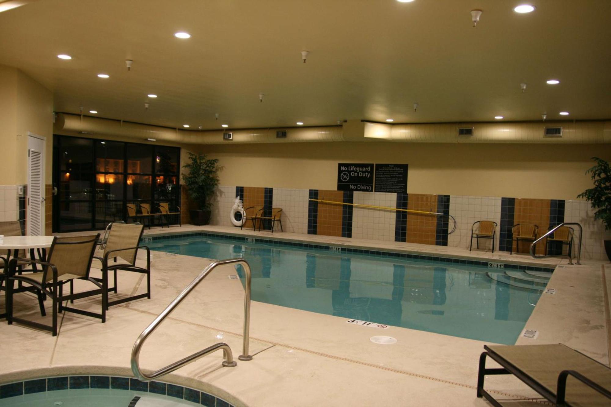 Hampton Inn And Suites Pueblo/North Exterior foto